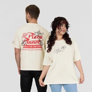 TOY STORY PIZZA PLANET DROP SLEEVE T-SHIRT